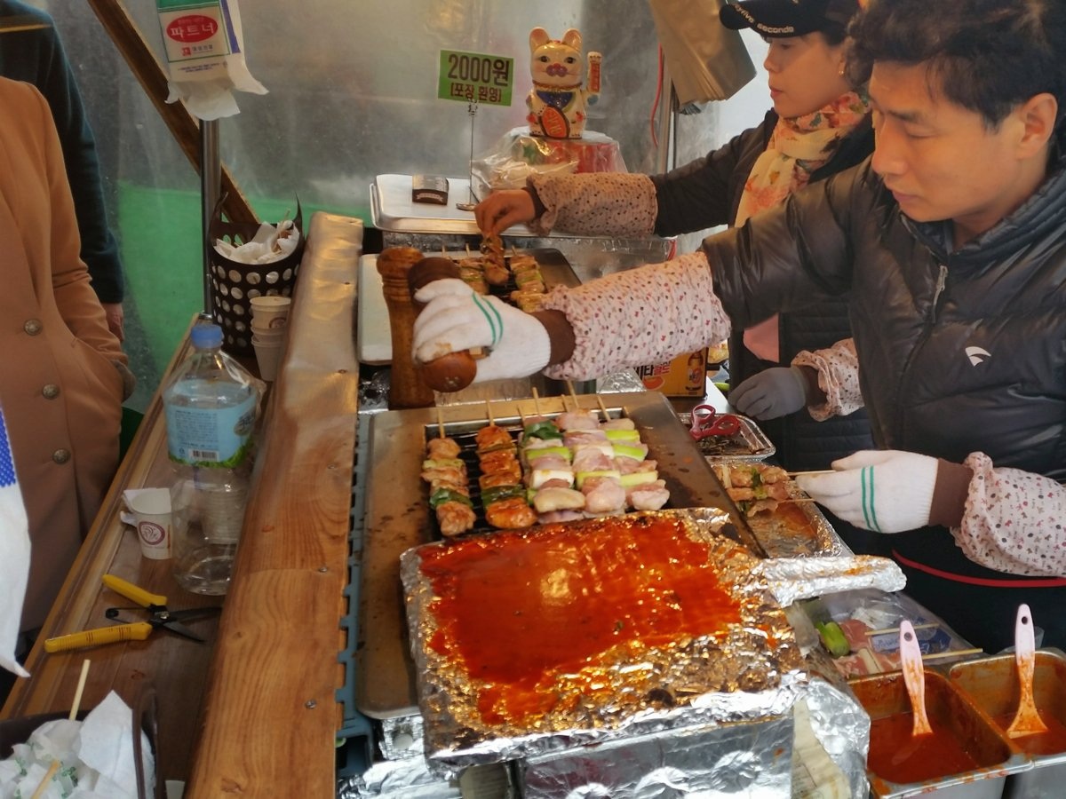 Món thịt xiên nướng béo ngậy