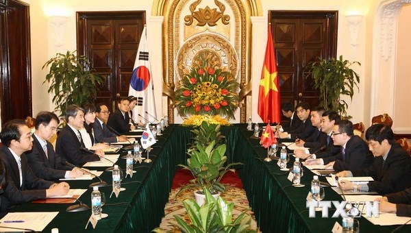 Việt Nam-Hàn Quốc đối thoại chiến lược về an ninh, quốc phòng - 1 Quang cảnh buổi đối thoại. (Ảnh: Doãn Tấn/TTXVN)