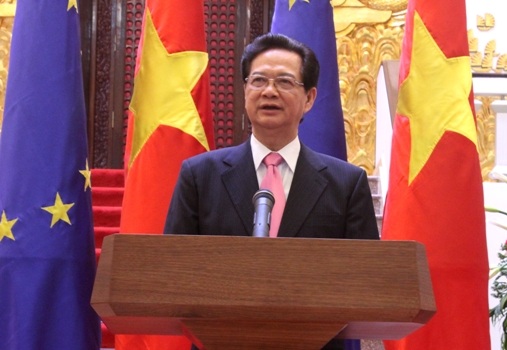 Thủ tướng Nguyễn Tấn Dũng tại buổi gặp gỡ báo chí