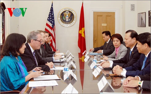 Đoàn Việt Nam gặp Đại diện Thương mại Mỹ