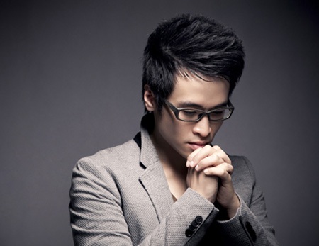 Nghệ sỹ gửi lời chúc năm mới bình an đến độc giả Dân trí - 4 Nghệ sỹ gửi lời chúc năm mới đến độc giả Dân trí