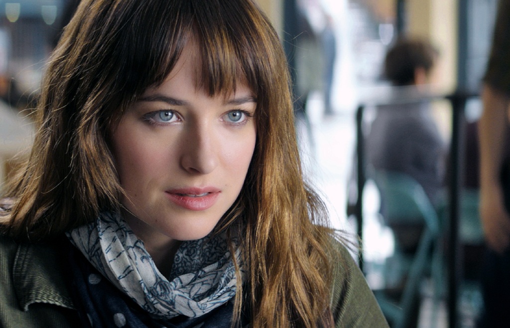 Đã “xuất bản” những hình ảnh đầu tiên bộ phim “50 sắc thái xám” - 1 Nữ diễn viên Dakota Johnson vào vai Anastasia