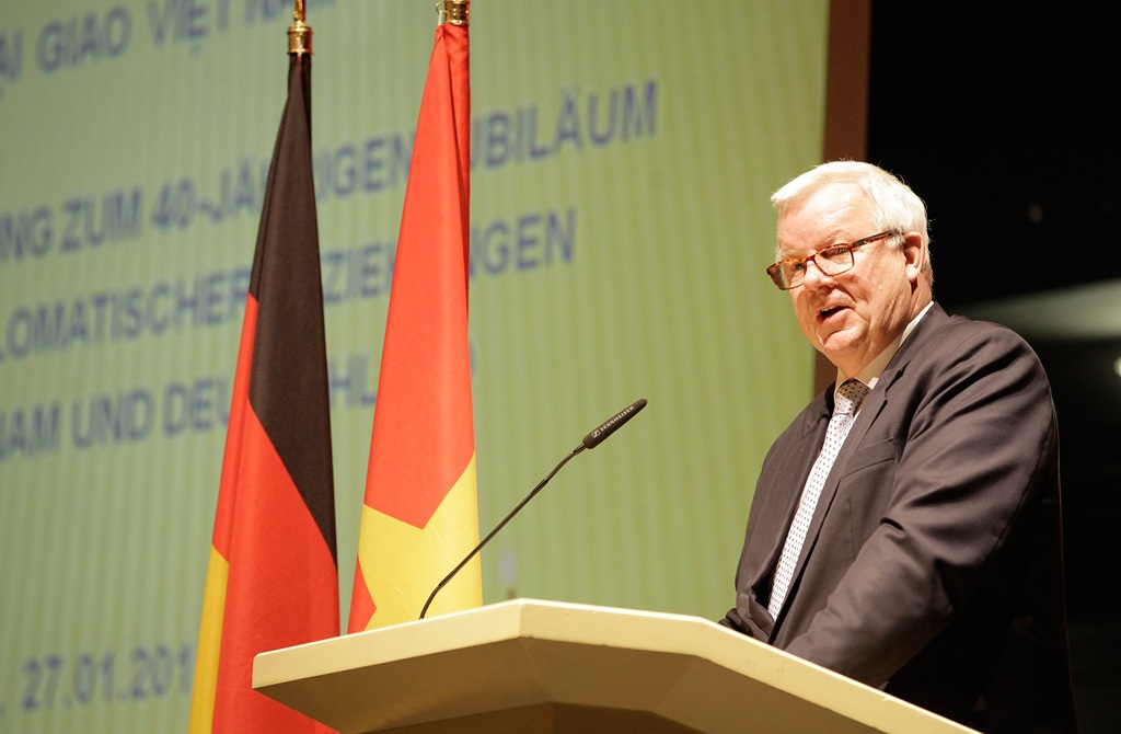 Tiến sĩ Michael Fuchs- Phó chủ tịch nhóm nghị sĩ  CDU