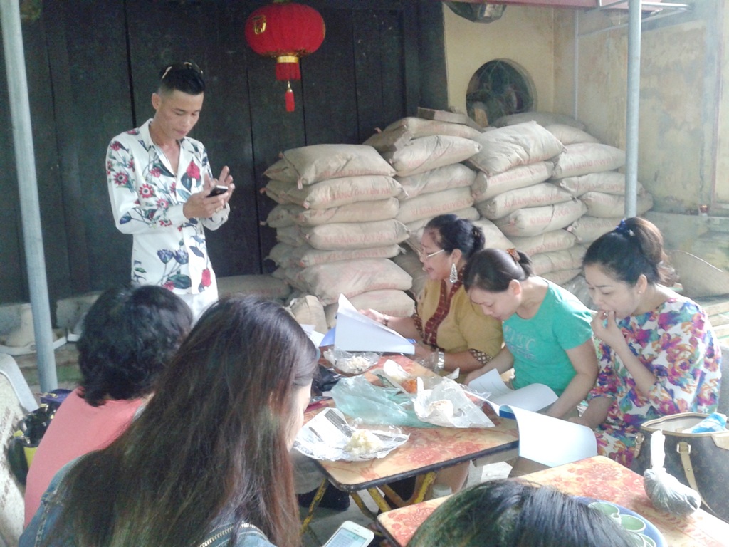 Chuyện lừa đảo trong bán hàng đa cấp lên phim - 6 H.H