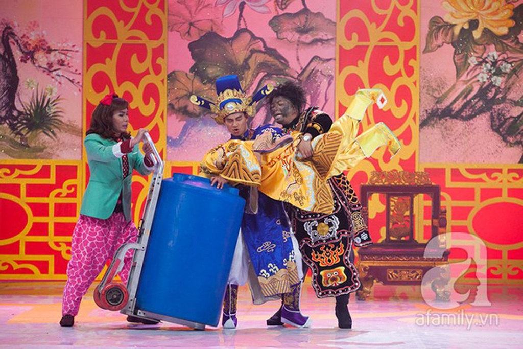 Tổng đạo diễn trả lời về Táo quân 2015 - 3 Sự trào phúng là nét nổi bật của Táo quân 2015