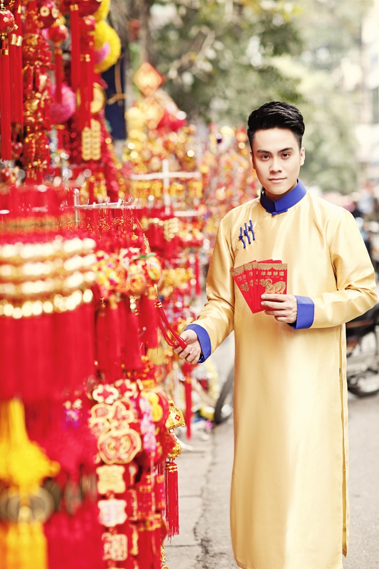 Phan Hà Phương dịu dàng bên MC Thái Dũng ngày Tết - 5 Hào Hoa