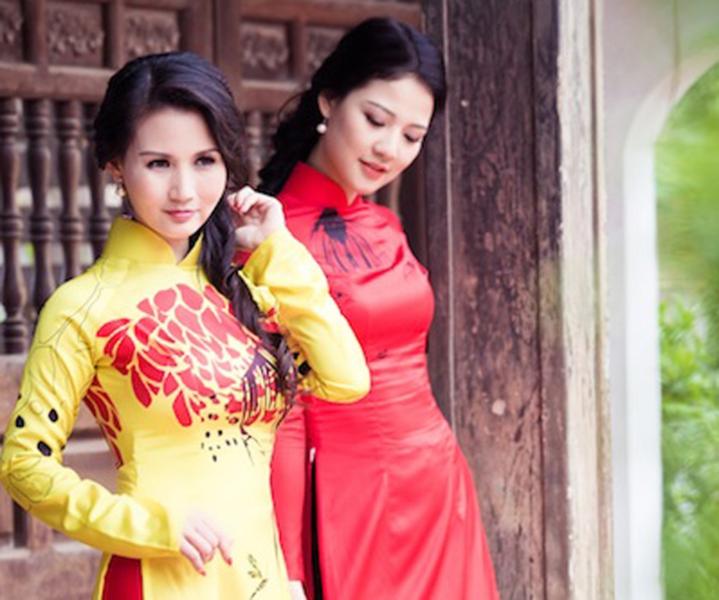Hai hoa hậu Quý bà đọ dáng với áo dài - 10 H.H