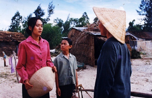 Hồng Ánh trong phim Đời cát của đạo diễn Thanh Vân