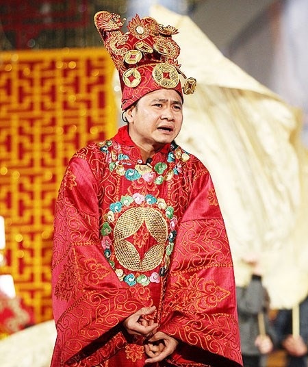 “Táo quân” và dàn diễn viên NSND-NSƯT hùng hậu - 4 Nếu trở thành NSND- Tự Long sẽ là một trong những NSND trẻ nhất
