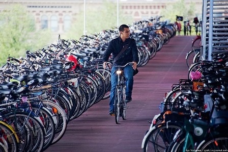 Khám phá thành phố xe đạp Amsterdam