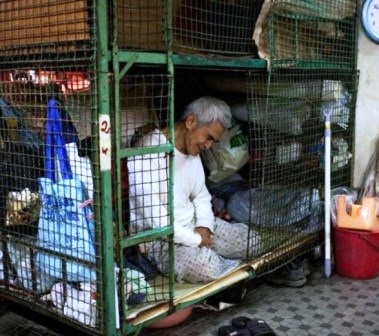 Đằng sau một Hồng Kông hoa lệ - 3 Hồng Kông sầm uất