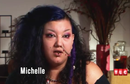 Michelle thường khởi đầu một ngày mới bằng 1 ly máu 