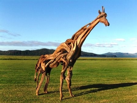 Hô biến gỗ vụn, rễ cây… thành những tác phẩm tuyệt đẹp