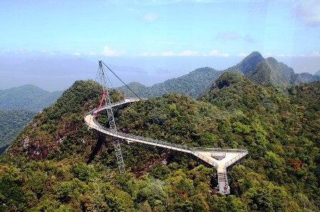 Ấn tượng với chiếc cầu treo giữa trời ở Malaysia - 8 Ấn tượng với chiếc cầu treo giữa trời ở Malaysia