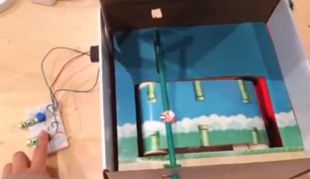 Xuất hiện Flappy Bird phiên bản...hộp giấy