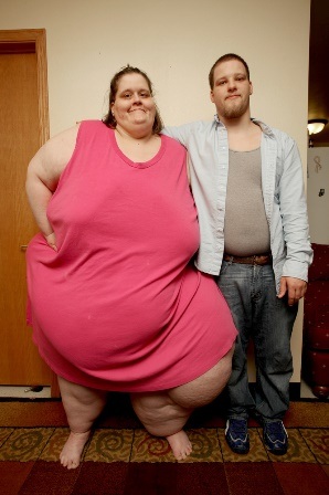 Cặp đôi dự định sẽ làm đám cưới tại giáo đường.