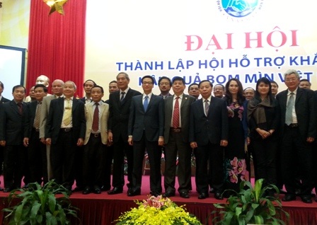 Hội hỗ trợ khắc phục hậu quả bom mìn Việt Nam (VNASMA) được thành lập