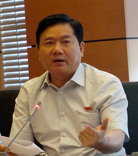 Bộ trưởng Thăng giải đáp băn khoăn “phí chồng phí đường bộ” - 1 Bộ trưởng Đinh La Thăng khẳng định không có chuyện phí chồng phí