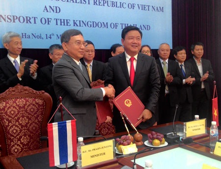 Thí điểm mở tuyến vận tải hành khách Việt Nam - Thái Lan - 1 Thí điểm mở tuyến vận tải hành khách Việt Nam - Thái Lan