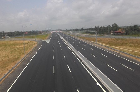Đường cao tốc Hà Nội - Hải Phòng sắp thông xe 20km đầu tiên - 1 Đoạn đường cao tốc phía Hải Phòng đã hoàn thành
