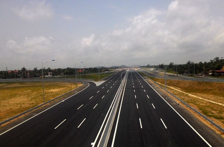 Ngày 27/5, thông xe đoạn tuyến đầu tiên cao tốc Hà Nội - Hải Phòng - 1 22,7 km đầu tiên của cao tốc Hà Nội - Hải Phòng dự kiến sẽ thông xe vào ngày 27/5