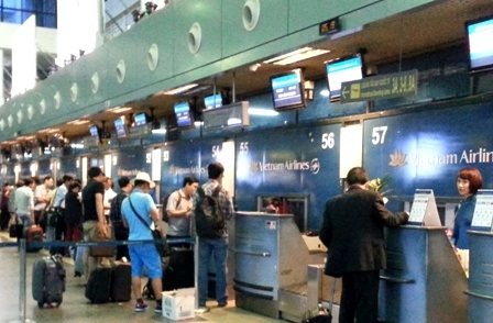 Hành khách sẽ chủ động hơn khi được tự check-in trước khi đến sân bay