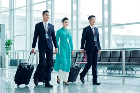 Vietnam Airlines "trình làng" hình ảnh mới của tiếp viên - 7 Bộ đồng phục mới đ