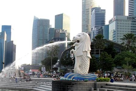 Bị từ chối nhập cảnh Singapore: "Đi du lịch mà bị giam cầm, lăn tay như tội phạm!" - 3 Singapore thu hút rất đông người Việt Nam và các nước