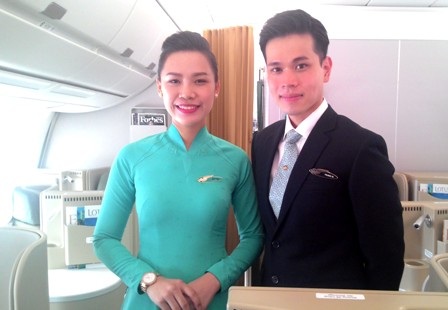 Thủ tướng thực hiện nghi thức “cất cánh” chiếc A350 thế hệ mới nhất thế giới - 7 Đội ngũ phi công và tiếp viên Vietnam Airlines trong đồng phục mới