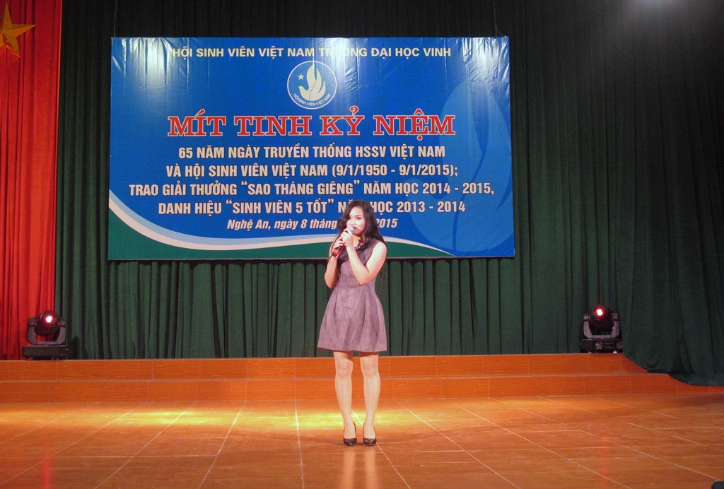 Tuyên dương các “Sao Tháng Giêng” và “Sinh viên 5 tốt” - 6 Tuyên dương các “Sao Tháng Giêng” và “Sinh viên 5 tốt”
