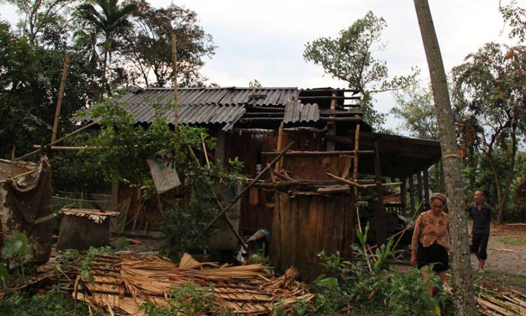 Tại địa bàn xã Thanh Giang (Thanh Chương) có đến 300 ngôi nhà bị tốc mái, hư hỏng nặng.