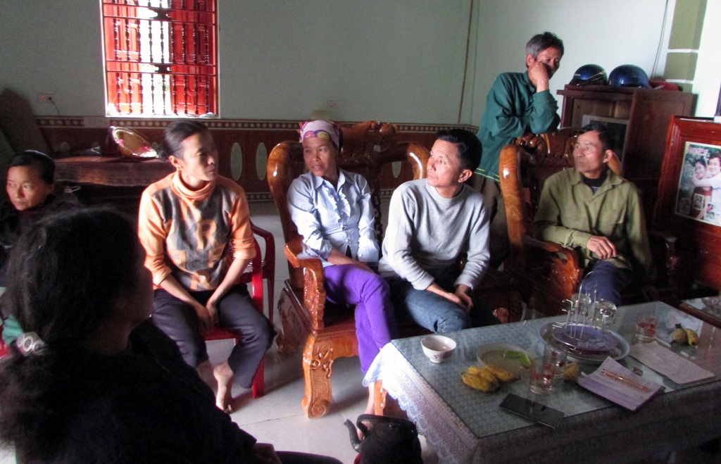 Người dân xóm 6 cho rằng, nhiều gia đình vẫn chưa nhận được tiền hỗ trợ.