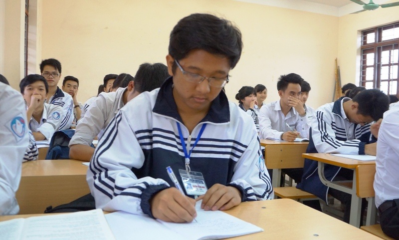 Hơn 83 triệu đồng đến với cậu học sinh lớp 12 chăm sóc bố mẹ bệnh tật