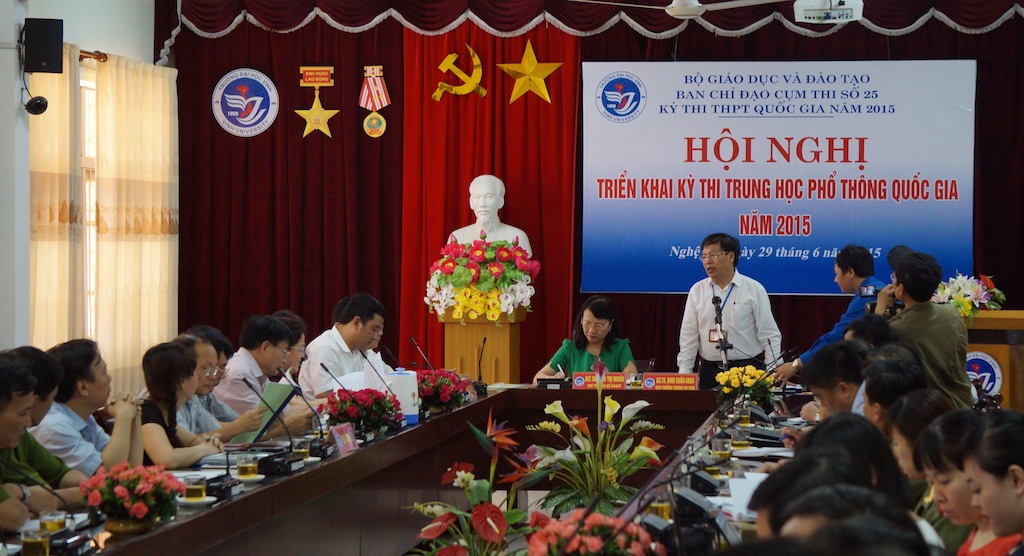 Cụm thi Vinh: 6 thí sinh không được dự thi do hạnh kiểm yếu - 3 Hội nghị triển khai kỳ thi THPT quốc gia 2015 tại cụm thi Vinh.
