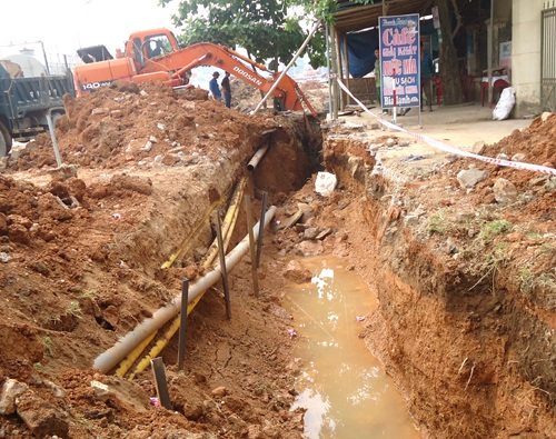 Hiện trường công trình thoát nước TX Thái Hoà - nơi chị Mỹ tử nạn.
