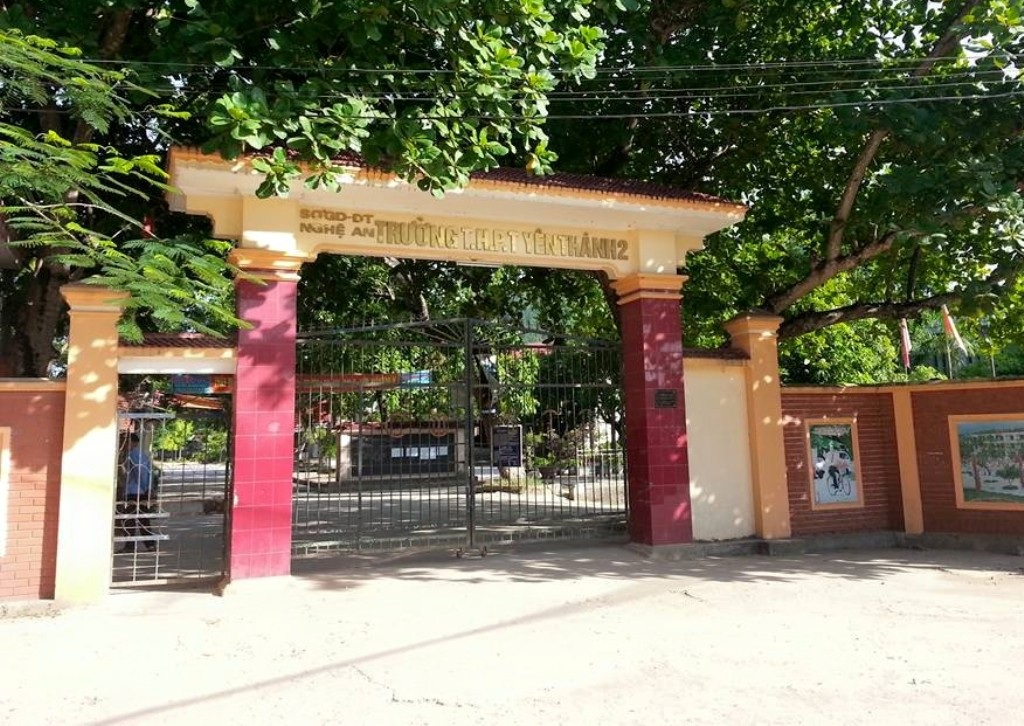 66 cán bộ, nhân viên phục vụ 1 thí sinh làm bài thi môn Lịch sử