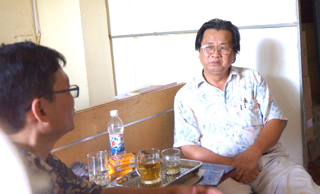 “Nhạc sĩ An Thuyên đã nương tựa Ví, Giặm trong tất cả nỗi niềm” - 2 Nhạc sĩ Phan Thanh Chương không thôi xúc động khi kể về những kỷ niệm với nhạc sĩ An Thuyên.