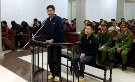 Vụ Cát Tường: Bị cáo Khánh khai, từng dựng hiện trưởng giả vụ TNGT để “hợp thức” cái chết của chị Huyền - 1 Nhiều lời khai của bị cáo Tường, Khánh, nhân chứng liên quan đến vụ án mâu thuẫn nhau.