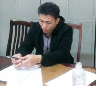 Chém gió lừa "chạy trường" chiếm đoạt hàng trăm triệu đồng - 1 Đối tượng Hồ Văn Linh tại cơ quan điều tra