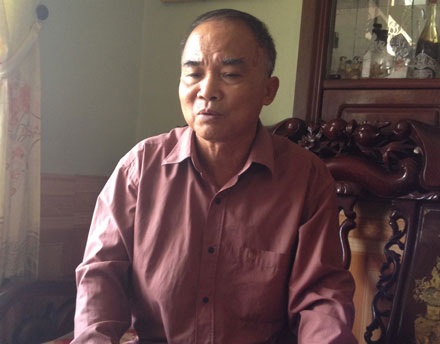 Mẹ già 93 tuổi bị con trai 70 tuổi đánh bằng chổi - 2 Ông Hoàng Đông Anh trao đổi sự việc với phóng viên.