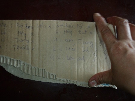 Đưa thi thể nạn nhân vụ lật tàu ở Bình Dương vào bờ - 9