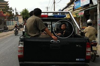 Dàn cảnh đánh người, cướp xe máy - 2 Dàn cảnh đánh người, cướp xe máy - 2