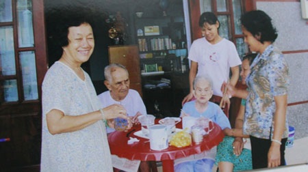 Cặp vợ chồng sống thọ nhất Việt Nam - 1