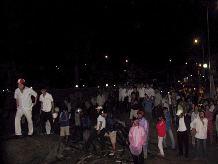 Dừng tìm kiếm nạn nhân mắc kẹt vụ sập sảnh khách sạn cao tầng - 10