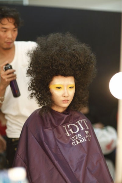 Cận cảnh siêu mẫu Hà Anh sau hậu trường “Đam mê” - 9