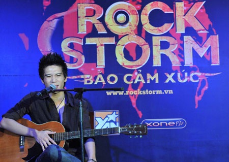 Nhạc sĩ Quốc Trung “theo” hành trình RockStorm - 2 Nhạc sĩ Quốc Trung “theo” hành trình RockStorm - 2