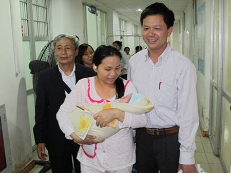 Hình ảnh về nhà cảm động của bé sơ sinh bị bắt cóc - 2