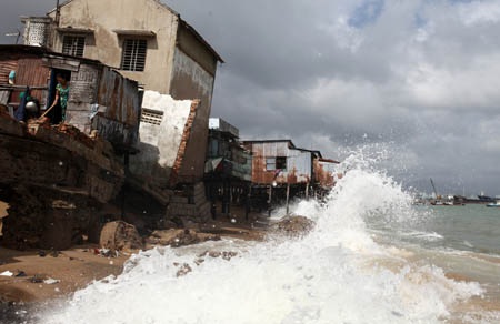 Xóm “hồi hộp” ở Nha Trang - 1