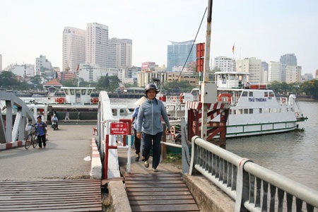 Từ hôm nay, Phà Thủ Thiêm trở thành một ký ức - 1 Từ hôm nay, Phà Thủ Thiêm trở thành một ký ức - 1
