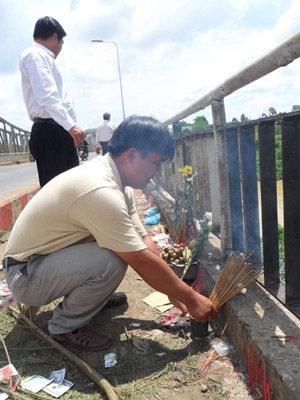 Thảm họa Sêrêpôk: Hiện trường sau 3 ngày nhìn lại - 4 Thảm họa Sêrêpôk: Hiện trường sau 3 ngày nhìn lại
